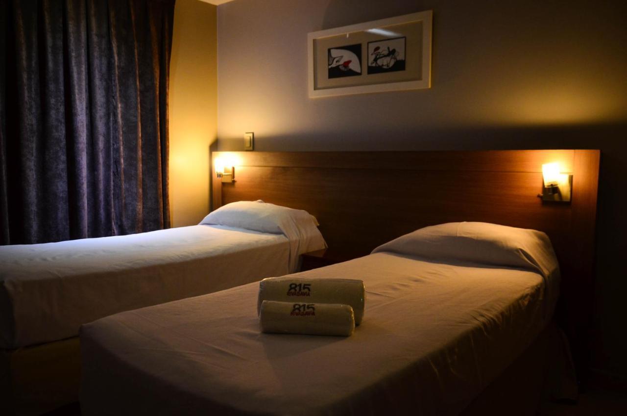 Apart Hotel Rivadavia 815 Neuquén Buitenkant foto