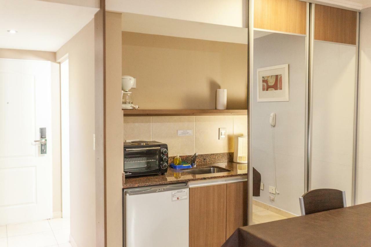 Apart Hotel Rivadavia 815 Neuquén Buitenkant foto